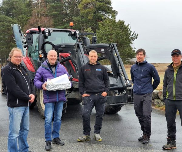 Fyresdal BL møtte ordføreren i sin kommune ved en annen anledning. Fv. Leder i Fyresdal BL, Hans Chr J Sogndalstveiten, Erik Skjervagen ordfører i Fyresdal, Ole Kristian Bergve, Knut Nesland og Thomas Rekvik, alle fra Fyresdal BL. 