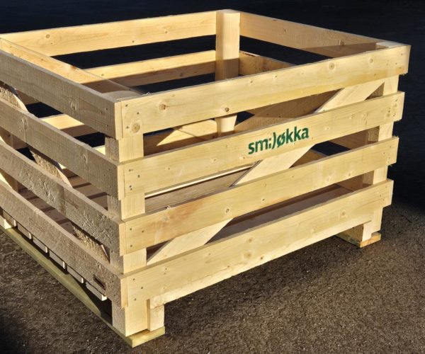 En lettere 500 kg grønnsakskasse. Foto: Geir Aasen. 