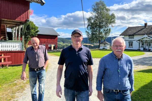 åpen gård heddal